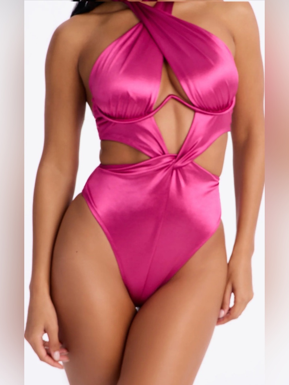Fashion Nova Kailen Underwire Twist 1-Piece Swimsuit.